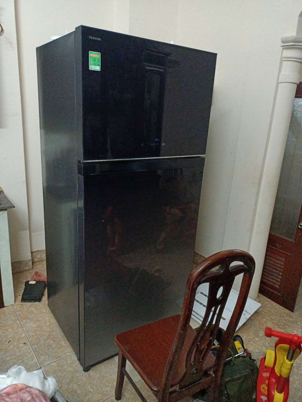 Sửa tủ lạnh Toshiba tại Hà Nội chính hãng thợ giỏi đến ngay sau 15 phút